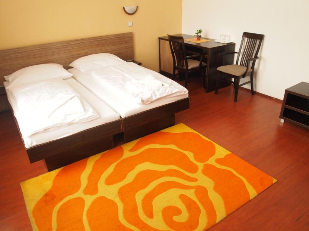 Hotel Faust Decin Exterior photo